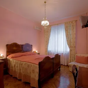 Casa Ferrari Bed & Breakfast